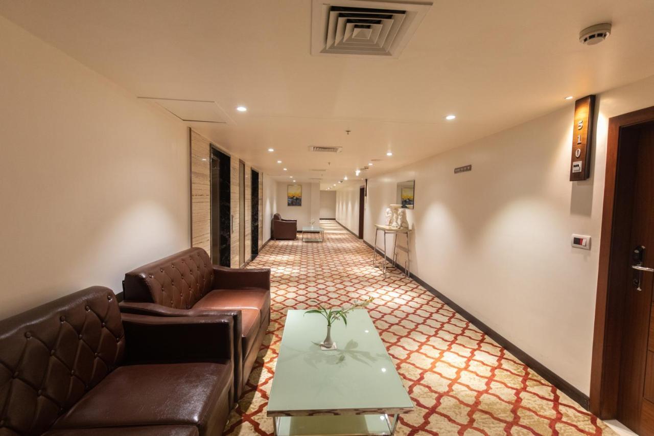 Hotel Sandy'S Tower Bhubaneswar Buitenkant foto