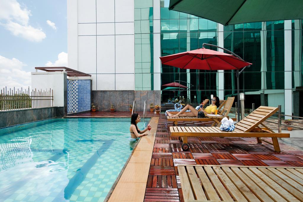 Hotel Sandy'S Tower Bhubaneswar Buitenkant foto